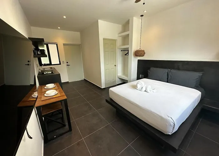 Live Coco - Boutique & Rooftop Hotel