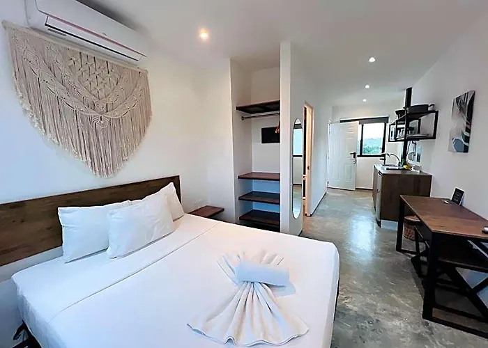Hotel Live Coco - Boutique & Rooftop 4*