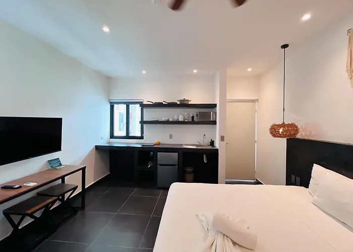 Live Coco - Boutique & Rooftop Hotel 4*